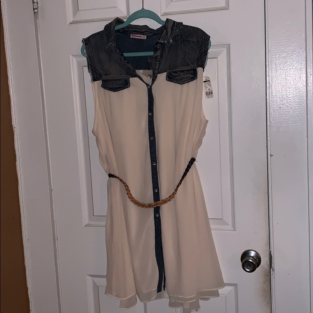 Sleeveless Dress